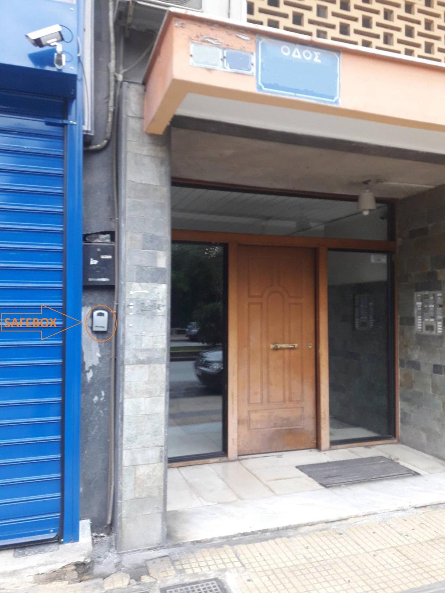 Kerameikos, A Lovely Apartment 雅典 外观 照片
